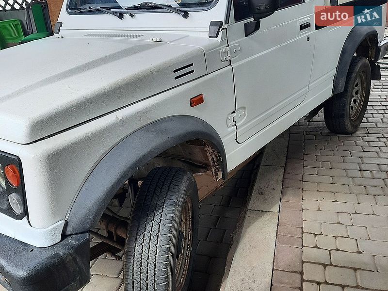 Внедорожник / Кроссовер Suzuki Samurai 1998 в Бобринце