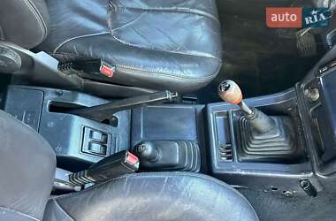 Внедорожник / Кроссовер Suzuki Sidekick 1995 в 