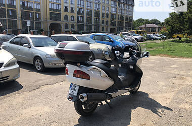 Макси-скутер Suzuki Skywave 250 2005 в 