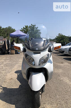 Макси-скутер Suzuki Skywave 250 2005 в 