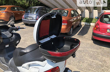Макси-скутер Suzuki Skywave 250 2005 в 