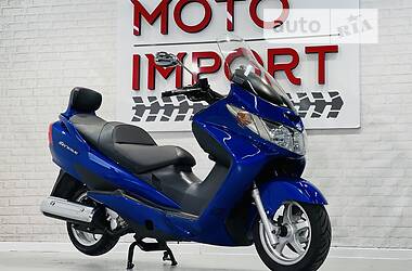 Макси-скутер Suzuki Skywave 250 2005 в Одессе