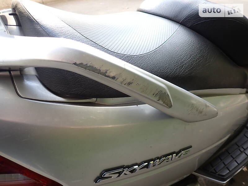 Скутер Suzuki Skywave 250 2001 в Одесі