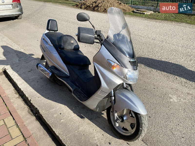 Макси-скутер Suzuki Skywave 250 1998 в Теофиполе