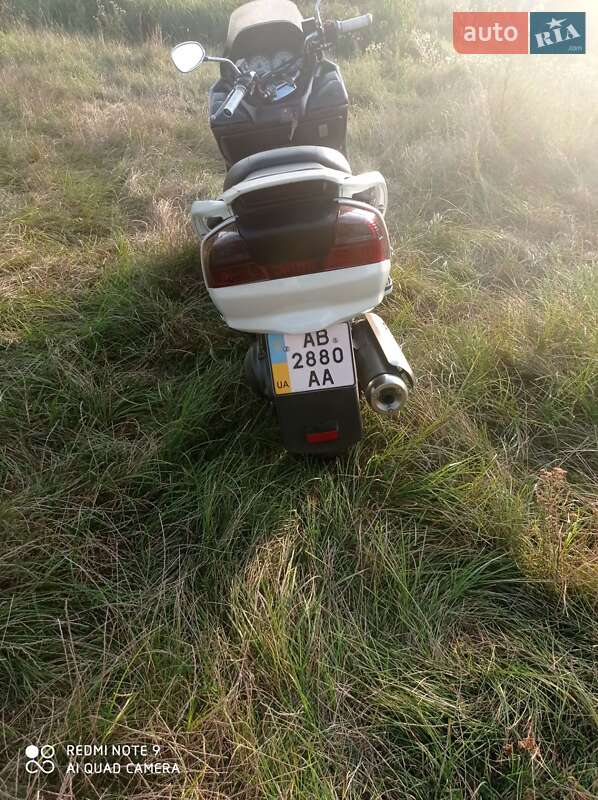 Макси-скутер Suzuki Skywave 250 2007 в Гайсине