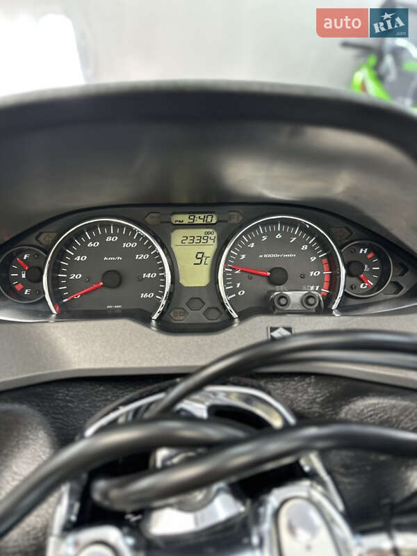 Максі-скутер Suzuki Skywave 250 2007 в Одесі