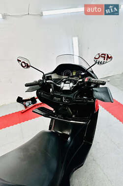 Макси-скутер Suzuki Skywave 250 2007 в 