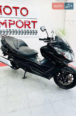 Макси-скутер Suzuki Skywave 250 2007 в 