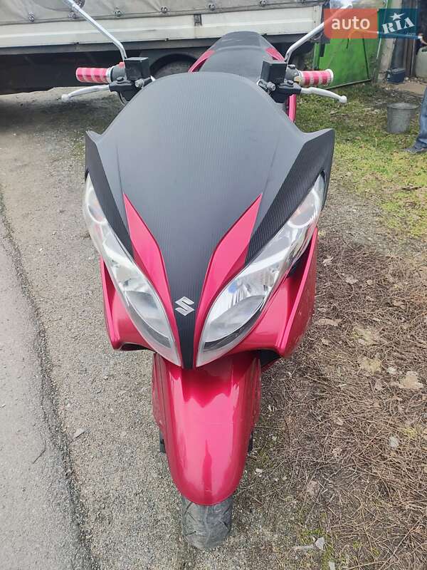 Макси-скутер Suzuki Skywave 250 2009 в Белой Церкви