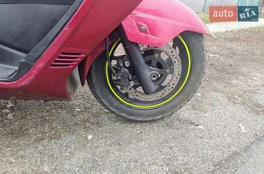 Макси-скутер Suzuki Skywave 250 2009 в 
