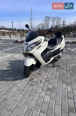 Макси-скутер Suzuki Skywave 250 2008 в Львове