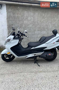 Макси-скутер Suzuki Skywave 250 2007 в Киеве