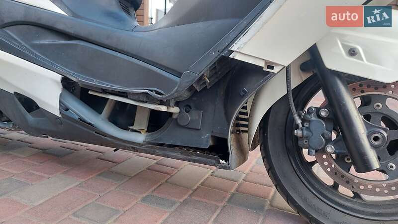 Макси-скутер Suzuki Skywave 250 2009 в Одессе фото 10 Макси-скутер Suzuki Skywave 250 2009 в Одессе