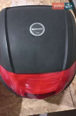 Максі-скутер Suzuki Skywave 250 2007 в 