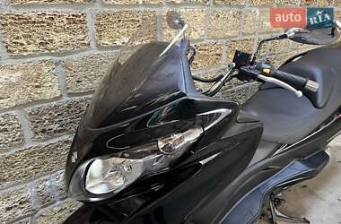 Макси-скутер Suzuki Skywave 250 2008 в 