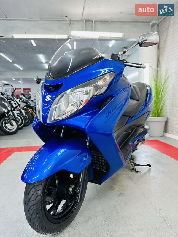Макси-скутер Suzuki Skywave 250 2007 в Одессе