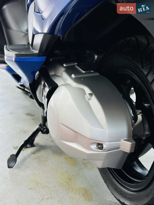Макси-скутер Suzuki Skywave 250 2007 в Одессе