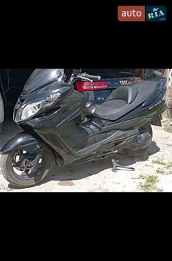 Макси-скутер Suzuki Skywave 250 2011 в Чернигове