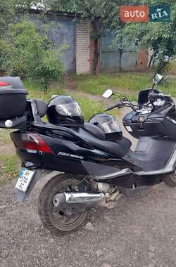 Макси-скутер Suzuki Skywave 250 2006 в 