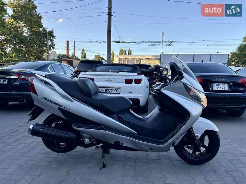 Макси-скутер Suzuki Skywave 250 2007 в Одессе