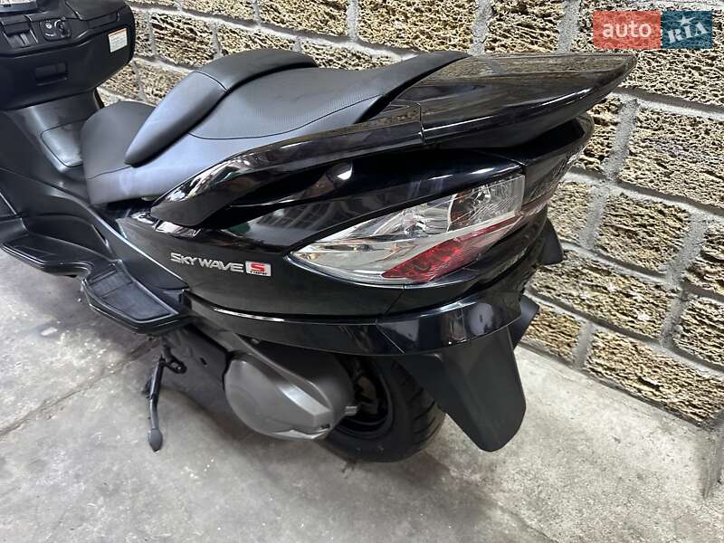 Максі-скутер Suzuki Skywave 250 2011 в Одесі фото 7 Максі-скутер Suzuki Skywave 250 2011 в Одесі