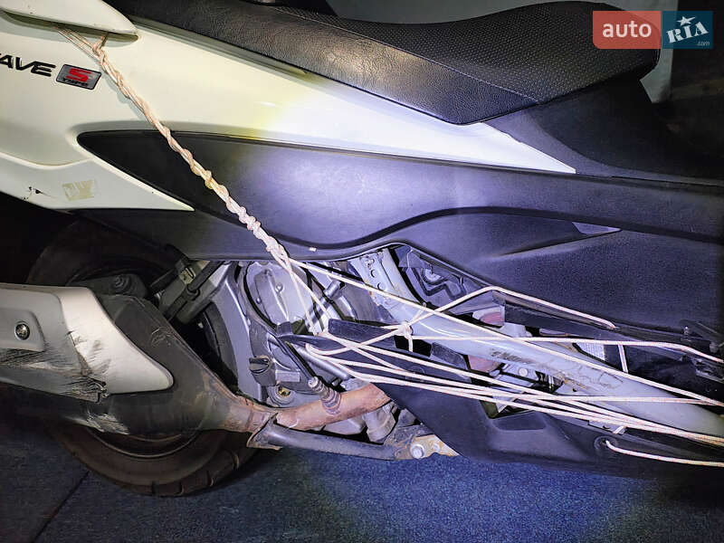 Макси-скутер Suzuki Skywave 250 2010 в Киеве фото 19 Макси-скутер Suzuki Skywave 250 2010 в Киеве