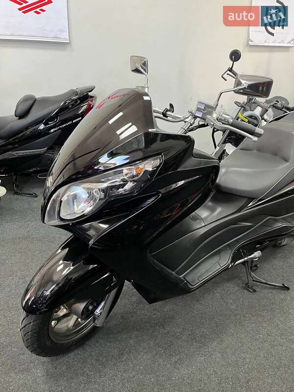 Макси-скутер Suzuki Skywave 250 2011 в Днепре