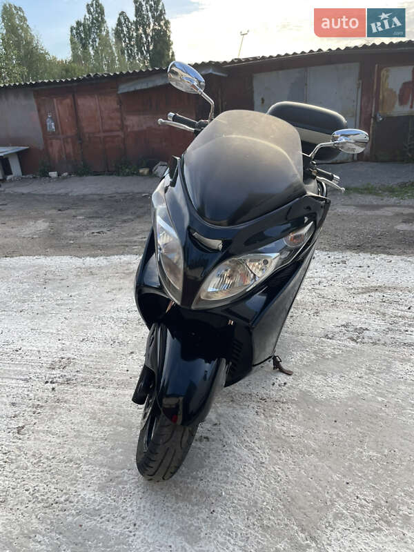 Макси-скутер Suzuki Skywave 250 2007 в Харькове