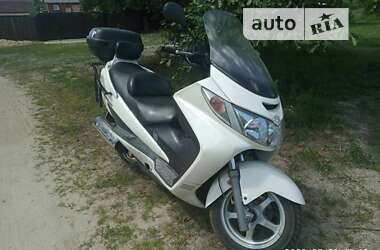 Макси-скутер Suzuki Skywave 400 2005 в Ахтырке