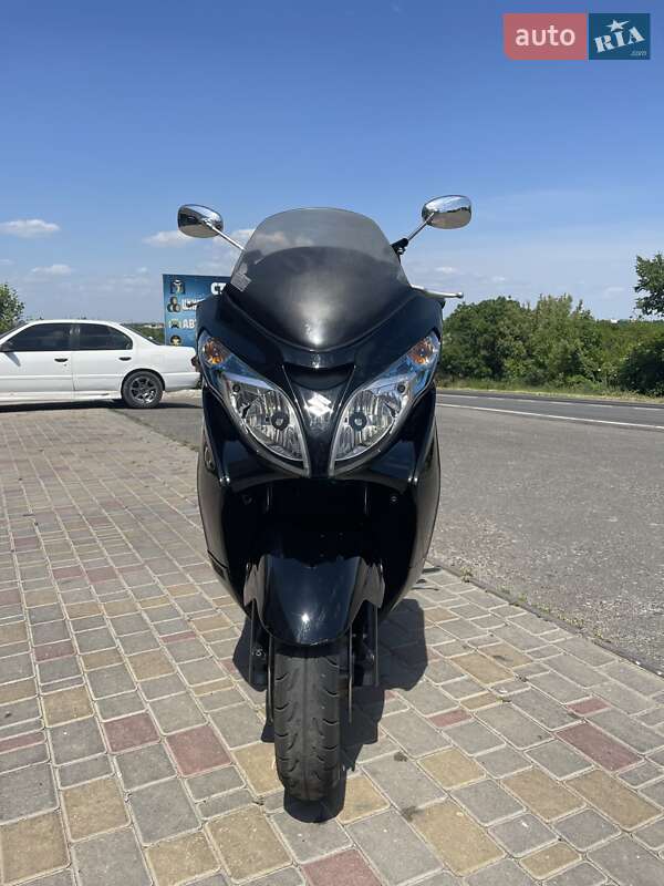 Макси-скутер Suzuki Skywave 400 2013 в Одессе