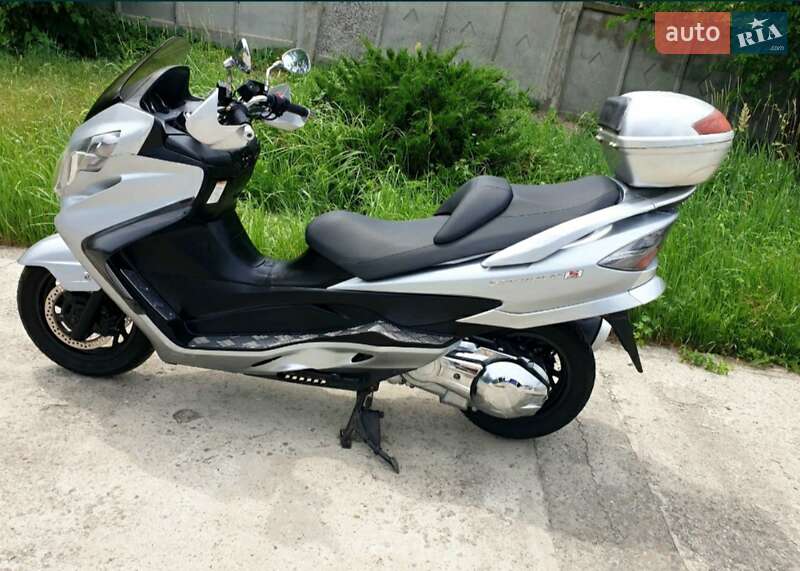 Максі-скутер Suzuki Skywave 400 2008 в Одесі фото 3 Максі-скутер Suzuki Skywave 400 2008 в Одесі