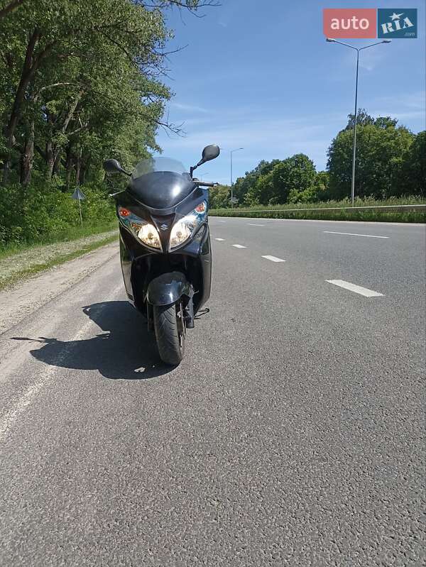 Макси-скутер Suzuki Skywave 400 2014 в Сумах
