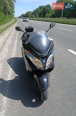 Максі-скутер Suzuki Skywave 400 2014 в Сумах