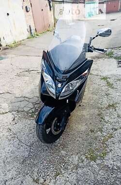 Макси-скутер Suzuki Skywave 400 2009 в Киеве