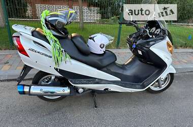 Максі-скутер Suzuki Skywave 400 2003 в Миколаєві