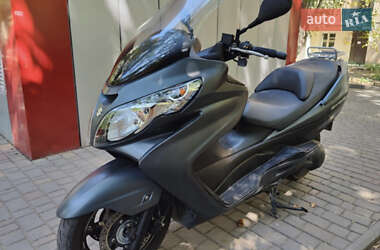 Максі-скутер Suzuki Skywave 400 2013 в Одесі