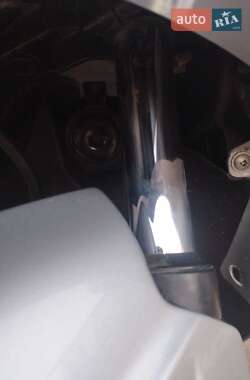 Макси-скутер Suzuki Skywave 400 2008 в 