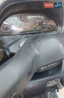 Макси-скутер Suzuki Skywave 400 2005 в 