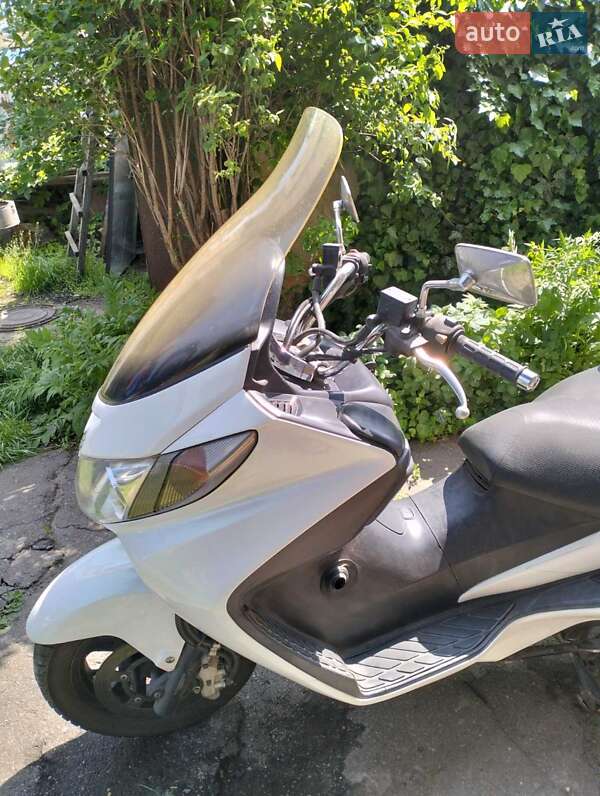 Макси-скутер Suzuki Skywave 400 2005 в Житомире