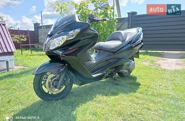 Макси-скутер Suzuki Skywave 400 2007 в 