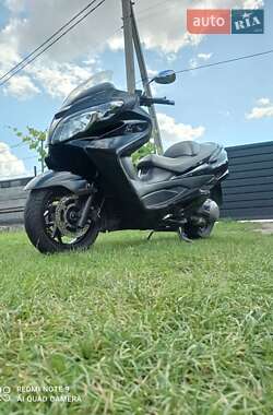Макси-скутер Suzuki Skywave 400 2007 в 