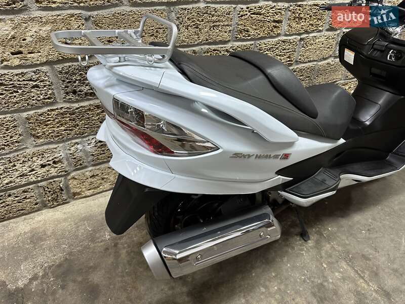 Макси-скутер Suzuki Skywave 400 2016 в Одессе фото 2 Макси-скутер Suzuki Skywave 400 2016 в Одессе