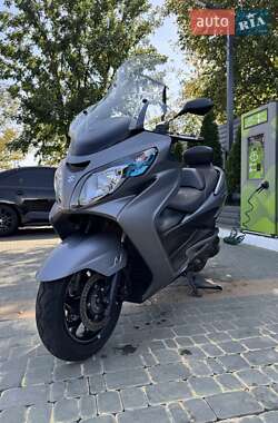 Макси-скутер Suzuki Skywave 400 2015 в 