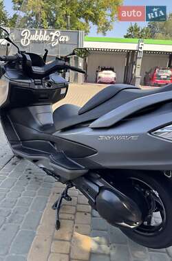 Макси-скутер Suzuki Skywave 400 2015 в 