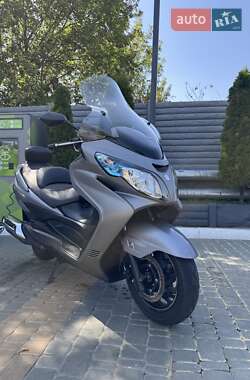 Макси-скутер Suzuki Skywave 400 2015 в 
