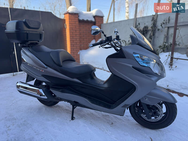 Suzuki Skywave 400 2015 Suzuki Skywave 400 2015