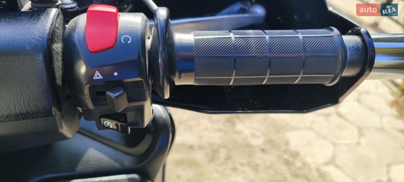 Макси-скутер Suzuki Skywave 400 2013 в Одессе