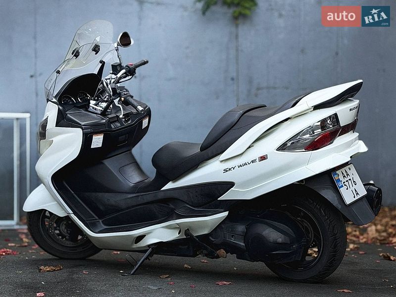 Макси-скутер Suzuki Skywave 400 2012 в Киеве