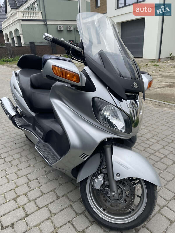 Макси-скутер Suzuki SkyWave 650 2005 в Львове