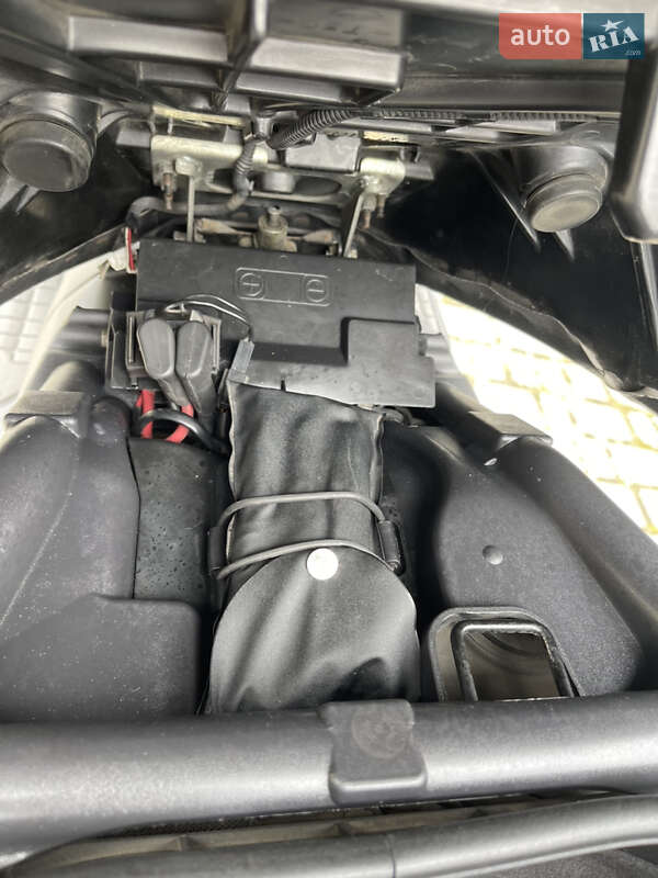 Макси-скутер Suzuki SkyWave 650 2005 в Львове
